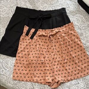 2 Pair Paper-bag Shorts black and Brown Patterned Women's Shorts size  XL
